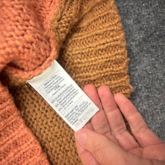 MADEWELL Women’s Balloon-Sleeve Pullover Sweater Colorblock peach/brown - Medium - Picture 6 of 8